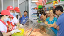 Thịt nhập khẩu đe dọa chăn nuôi trong nước