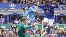 Everton 0-2 Man City: San bằng hiểm địa, trở lại đỉnh bảng