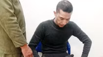Bắt tên trộm chuyên dùng khăn trùm đầu