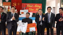 Hơn 437 tỷ đồng tặng quà Tết cho người có công