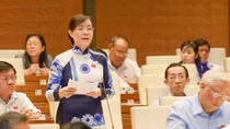 Lúng túng trong quy định, nhiều loại phí chồng lên nhau