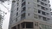 Rơi từ tầng 22, bé trai 6 tuổi tử vong