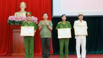 Cán bộ Công an Cần Thơ được trao tặng Huân chương Chiến công