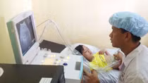 Khám chữa bệnh miễn phí cho toàn bộ trẻ em huyện đảo Bạch Long Vĩ