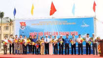Hơn 650 sinh viên Đà Nẵng vừa ra trường được doanh nghiệp tuyển dụng