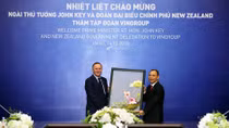 Thủ tướng New Zealand thăm và làm việc tại Tập đoàn Vingroup