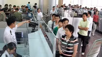 Quảng Ninh thí điểm đón khách du lịch quốc tế sử dụng giấy thông hành