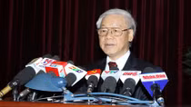 Đảng ta hơn bao giờ hết phải thật sự vững vàng, giữ được bản chất cách mạng và khoa học, gắn bó máu thịt với nhân dân 