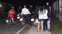 Đi bắt kỳ nhông, 2 em nhỏ phát hiện tử thi phân hủy