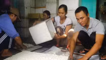 Chàng trai trẻ vượt qua nghịch cảnh nghèo khó