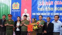 Ấm áp nghĩa tình miền đất trũng
