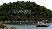 Du khách tham quan thắng cảnh Ngũ Hành Sơn và đảo Cù Lao Chàm tăng đột biến