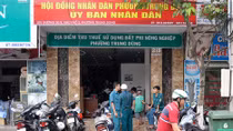 Bắt tạm giam 10 đối tượng trong vụ xông vào UBND phường chém người