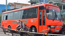 Tạm giữ tài xế vụ xe khách Phương Trang tông 7 xe gắn máy