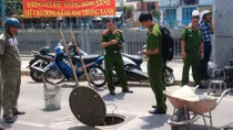 Hàn xì gây nổ khí hố ga, ba công nhân bị bỏng