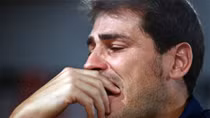 Real không tống Casillas ra đường