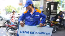 Giá hàng hóa, vận tải ảnh hưởng bởi giá xăng tăng liên tục