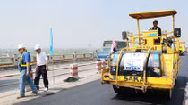 Thanh Hóa sẽ chống hằn lún quốc lộ bằng nhựa đường cao su hóa