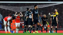 Asenal và Liverpool cầm chân nhau trên sân Emirates