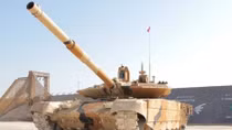 Iran khao khát "siêu tăng" T-90 của Nga