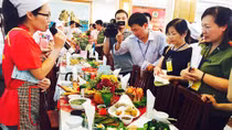 Hội thi “Nấu ăn giỏi” - Đội Báo CAND nhận giải C