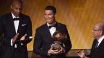 Ronaldo giành Quả bóng vàng 2014 