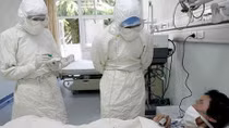 Việt Nam tăng cường giám sát dịch ở cửa khẩu