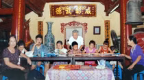 Lớp học hướng thiện của thầy Trà