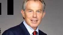Cựu Thủ tướng Tony Blair: Danh hiệu và… bản luận tội từ trên trời rơi xuống