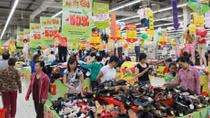 Chỉ số niềm tin người tiêu dùng giảm nhẹ trong tháng 3