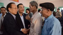 Bộ trưởng Văn hóa thị sát tại nơi có lễ hội ‘đập trâu’