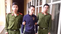 Dụ đến nhà nghỉ cho vay tiền để giở trò đồi bại