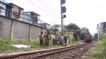Tàu hỏa tông tử vong người phụ nữ lang thang trên đường ray