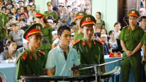 Tử hình tên cướp sát hại bố chồng và con dâu