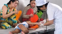Trẻ mắc bệnh tay chân miệng, sốt xuất huyết ở Đồng Tháp tăng cao