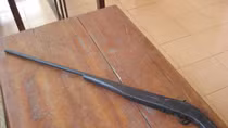 Bắt giữ đứa con bất hiếu