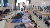 Vụ ngộ độc tập thể kỷ lục: Hơn 300 công nhân nhập viện