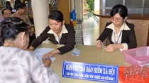 Áp dụng Luật BHXH, Luật BHYT sửa đổi: Lúng túng chờ hướng dẫn 