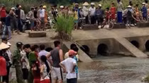 Phát hiện một phần thi thể người mắc cạn gần đập tràn