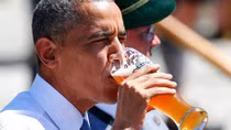 Tổng thống Obama mê bia Đức
