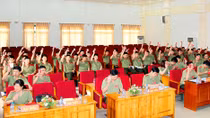 Lãnh đạo toàn diện các mặt công tác, xây dựng trường thành địa chỉ đào tạo chiến sỹ an ninh 'vừa hồng vừa chuyên'