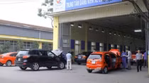 Lập đoàn kiểm tra thu phí đường bộ tại các trung tâm đăng kiểm