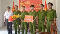 Đà Nẵng thưởng "nóng” Cảnh sát môi trường
