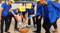 1.500 đoàn viên thanh niên tham gia "làm sạch biển"