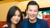 Trần Bảo Sơn tình tứ bên người tình “tin đồn” của Johnny Trí Nguyễn