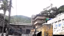 Nơi người dân phải ăn cơm “trộn” xi măng