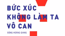 Con dao mổ lạnh nằm trong bàn tay ấm