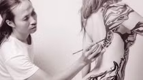 Tôi không bị ham muốn thể xác chi phối khi làm việc với người mẫu nude