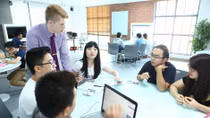 Mỗi năm người Việt mất 3 tỷ USD cho con ra nước ngoài du học