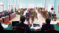 Phiên tòa xét xử Tàng Keangnam: Chiêu trò của “ông trùm”